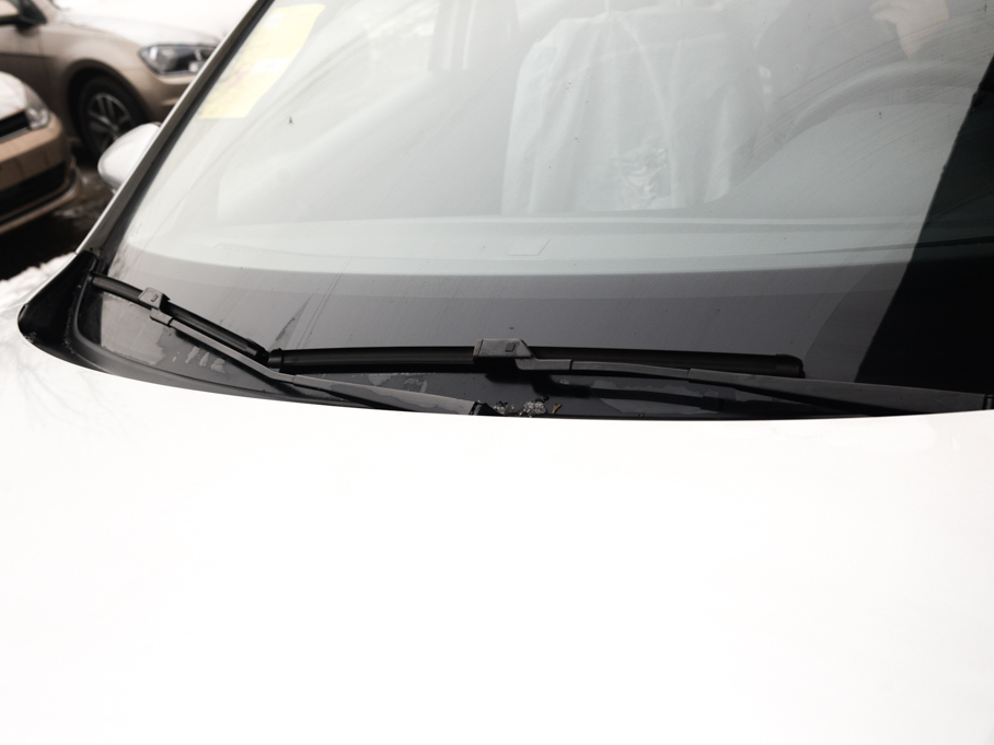 2015 |ݰ 1.6L քӕr