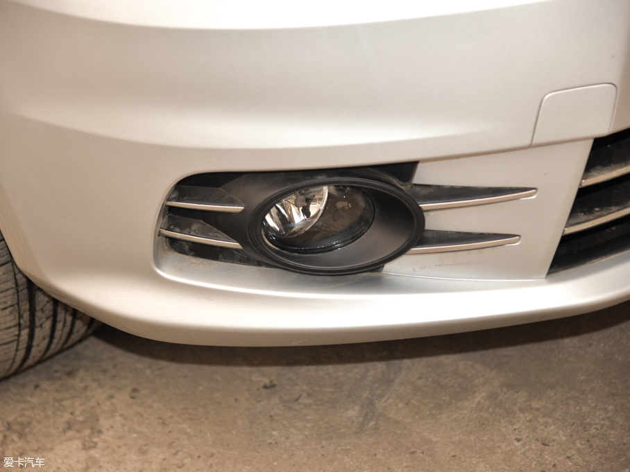 2015 |ݰ 1.6L քӕr