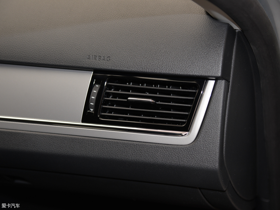 2015 |ݰ 1.6L քӕr