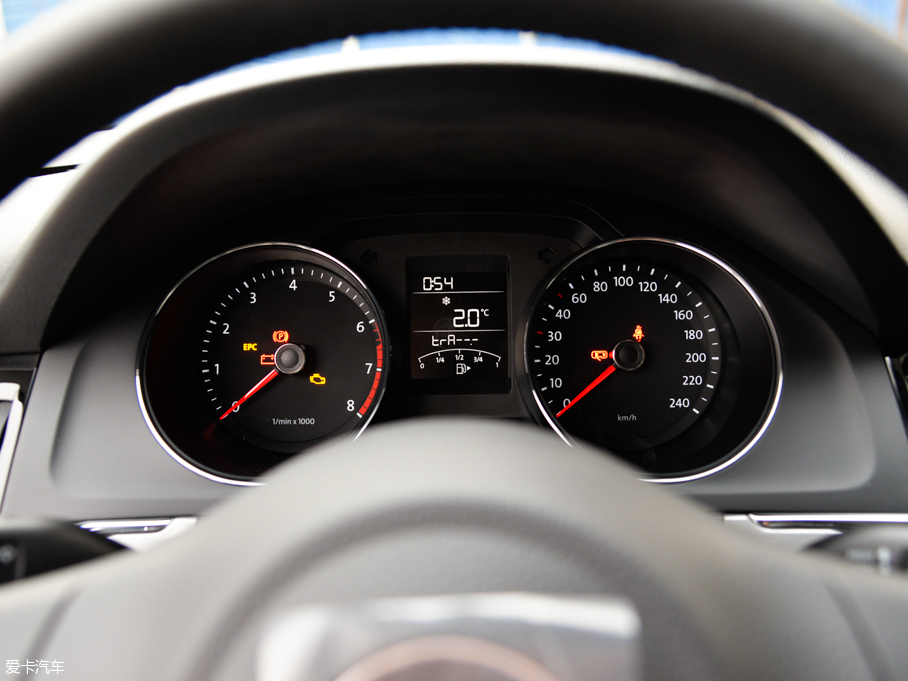 2015 |ݰ 1.6L քӕr