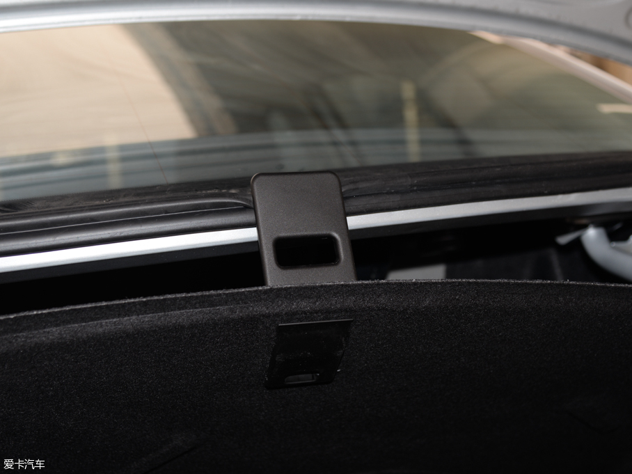 2015 |ݰ 1.6L քӕr