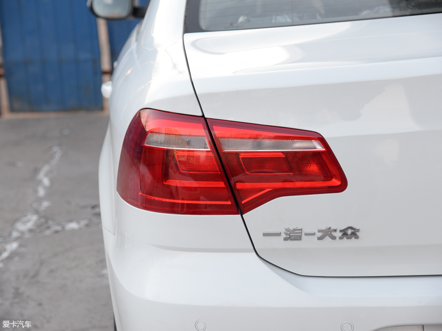 2015 |(zh)ݰ 1.6L Ԅ(dng)m