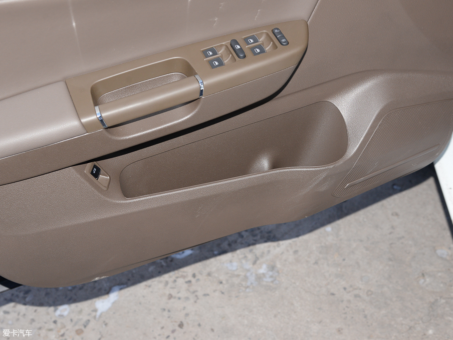 2015(li) |(zh)ݰ 1.6L Ԅ(dng)m