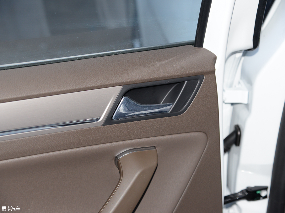 2015 |(zh)ݰ 1.6L Ԅ(dng)m