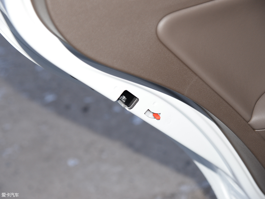 2015 |ݰ 1.6L Ԅm