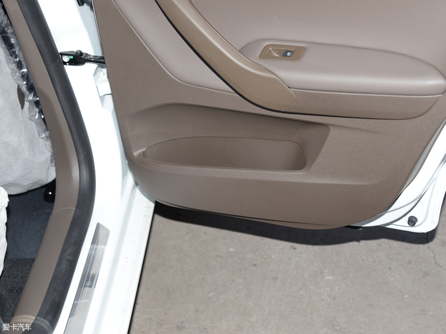 2015 |(zh)ݰ 1.6L Ԅm