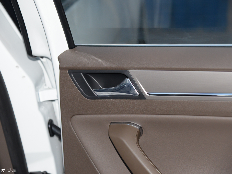 2015 |ݰ 1.6L Ԅm