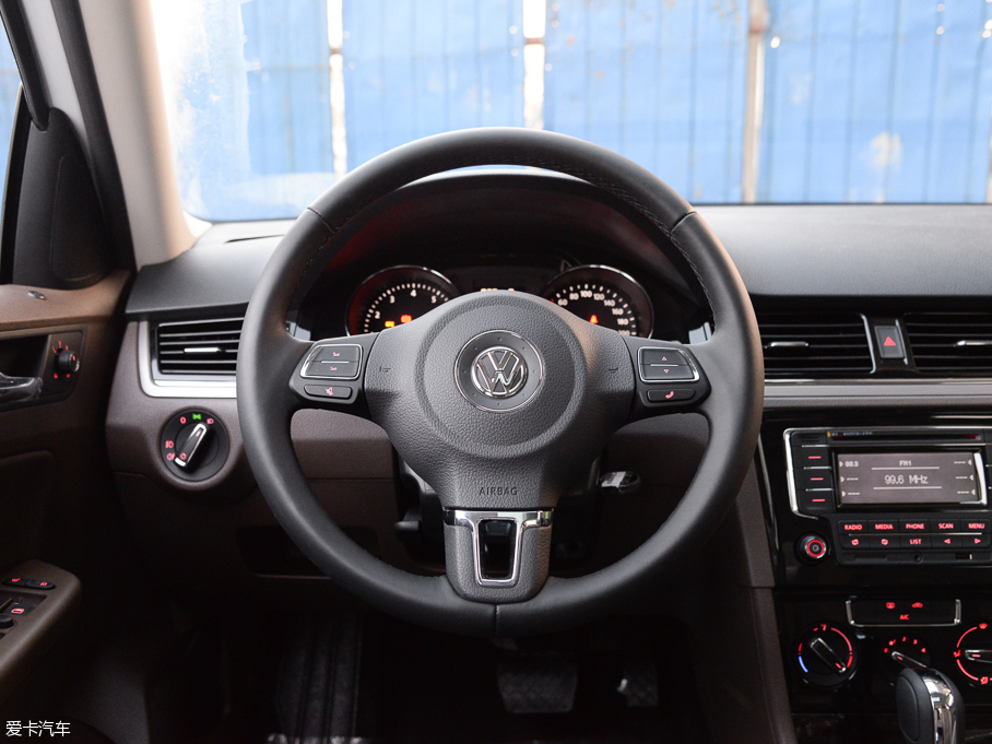 2015 |ݰ 1.6L Ԅm