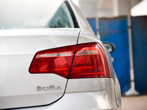 2015|ݰ 1.6L քӕr β