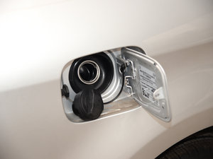 2015|ݰ 1.6L քӕr w