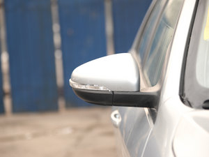 2015|ݰ 1.6L քӕr ^