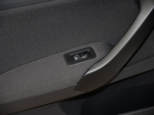 2015|ݰ 1.6L քӕr п؅^