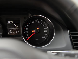 2015|(zh)ݰ 1.6L ք(dng)r(sh) п؅^(q)