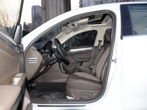 2015|(zh)ݰ 1.6L Ԅ(dng)m ǰſg