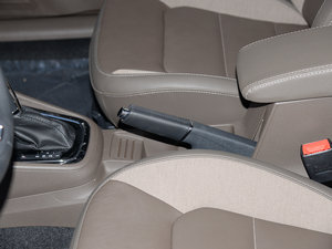 2015|ݰ 1.6L Ԅm v܇Ƅ