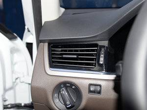 2015|(zh)ݰ 1.6L Ԅm п؅^(q)