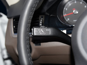 2015|ݰ 1.6L Ԅm п؅^