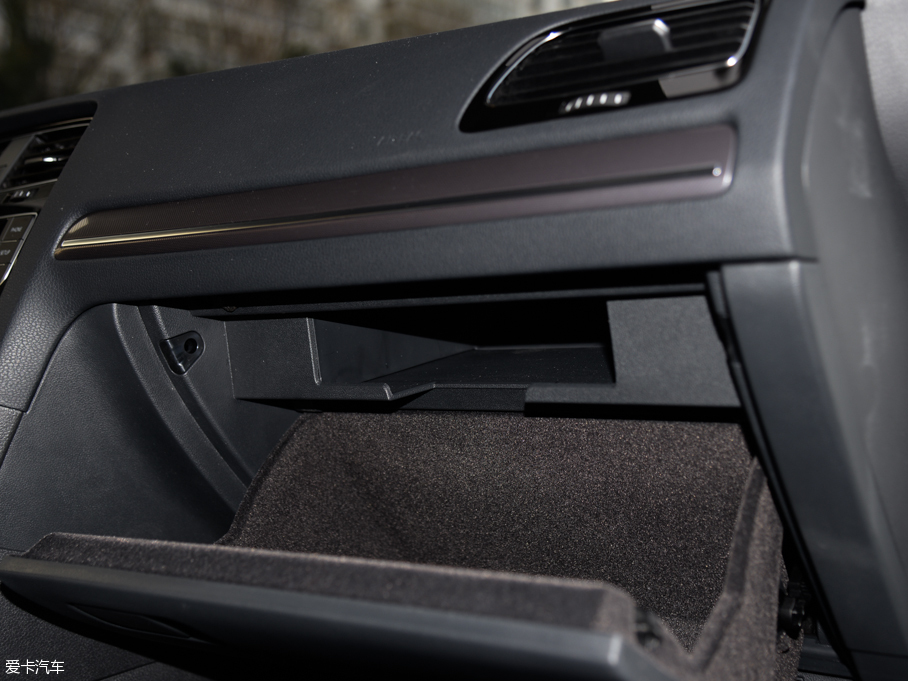 2016ߠ 1.4TSI ԄR-Line