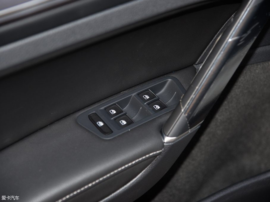 2016ߠ 1.4TSI ԄR-Line