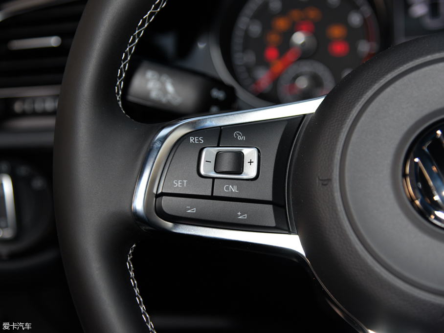 2016ߠ 1.4TSI ԄR-Line