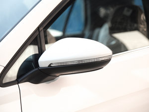 20161.4TSI ԄR-Line ^