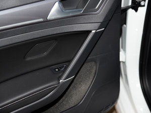 20161.4TSI ԄR-Line g