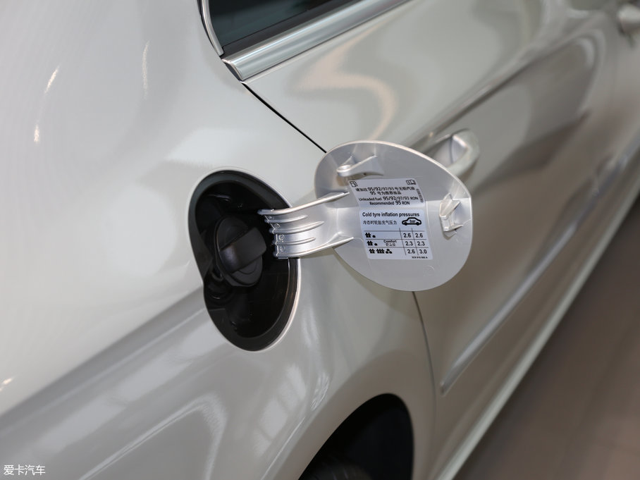 2016CC 300TSI 25o(j)