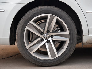 2016款2.0TSI 豪华型 轮圈