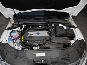 2016款2.0TSI 豪华型 发动机