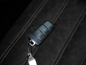 2016款2.0TSI 豪华型 车钥匙