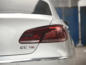 2016款1.8TSI 豪华型 尾灯