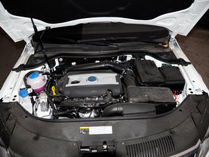 2016款1.8TSI 豪华型 发动机