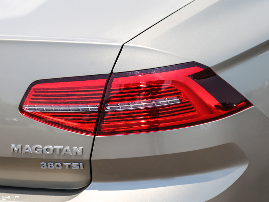 2017~v 380TSI DSG Ş