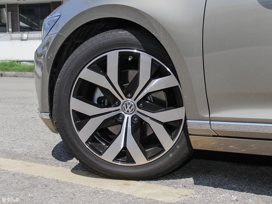 2017~v 380TSI DSG Ş