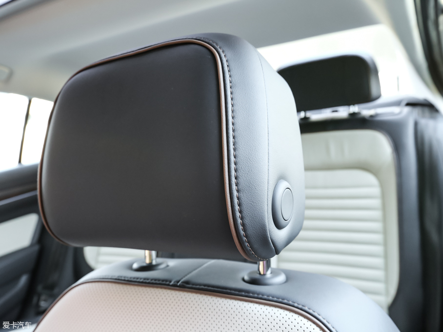 2017���~�v 380TSI DSG ��Ş��