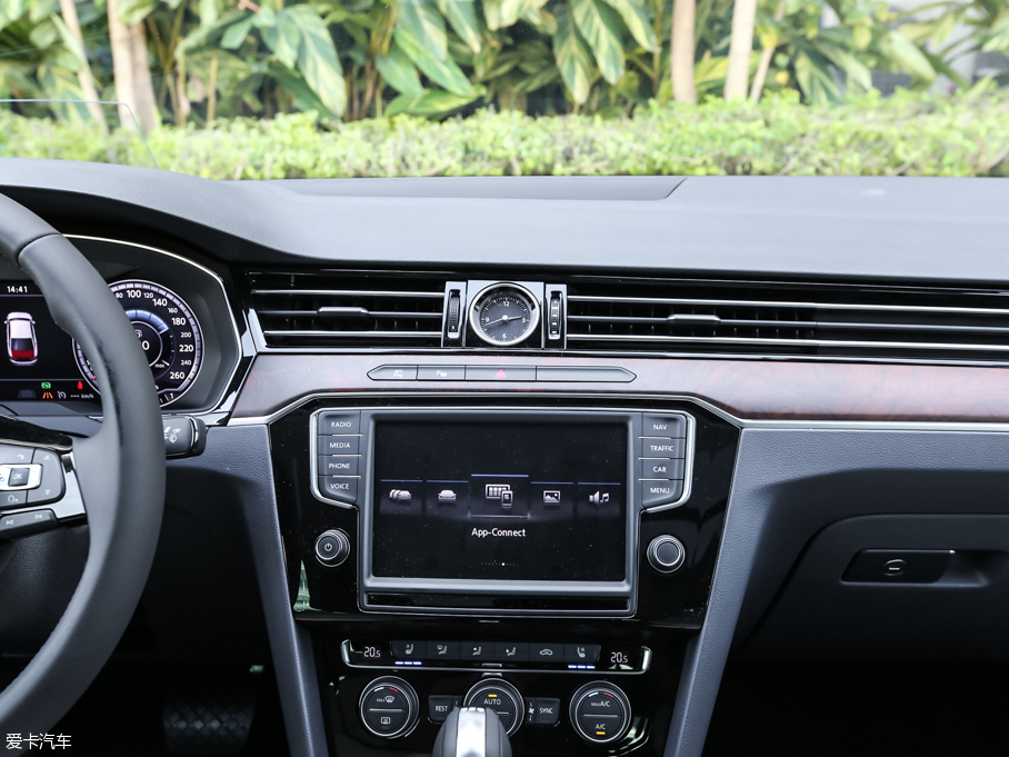 2017~v 380TSI DSG Ş