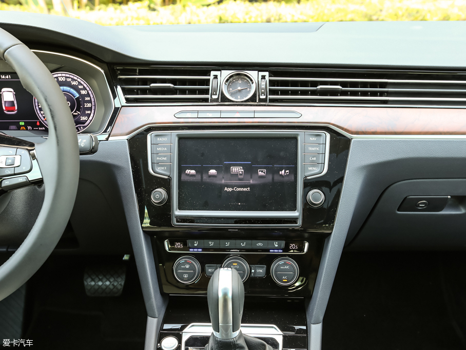 2017~v 380TSI DSG Ş