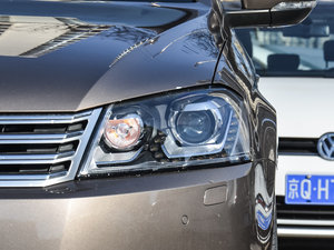 2016款1.8TSI 智享豪华型 大灯