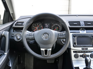 2016款1.8TSI 智享豪华型 方向盘