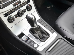 2016款1.8TSI 智享豪华型 换挡杆