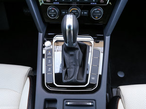 2017380TSI DSG Ş п؅^