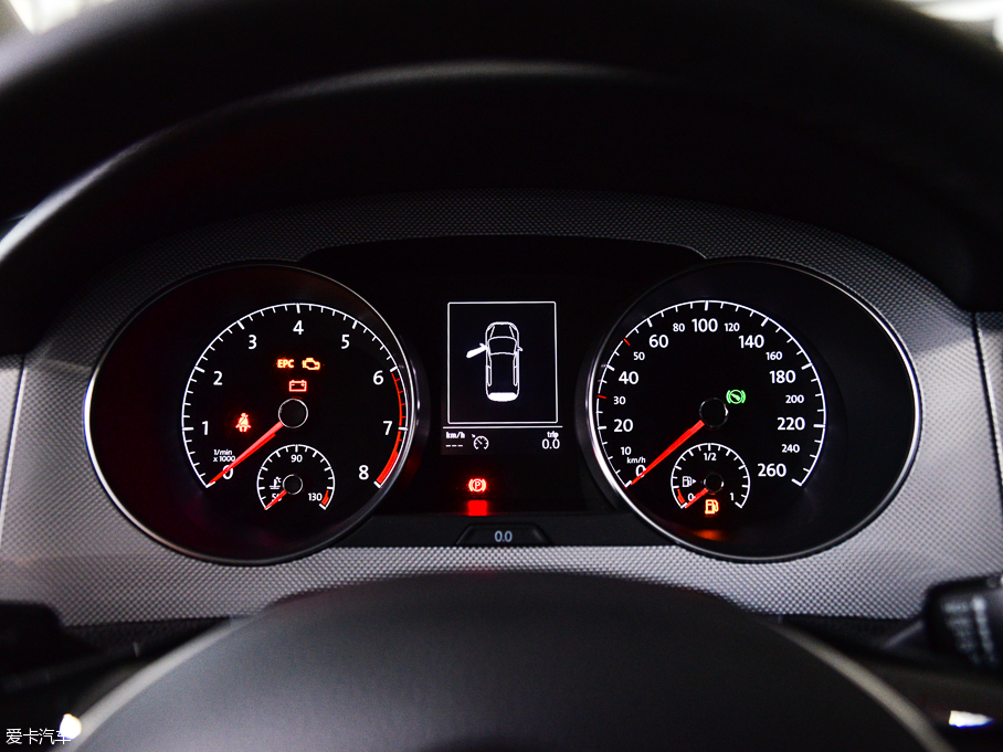 2016��ߠ��򡤼��� 230TSI �Ԅ��M(j��n)ȡ��