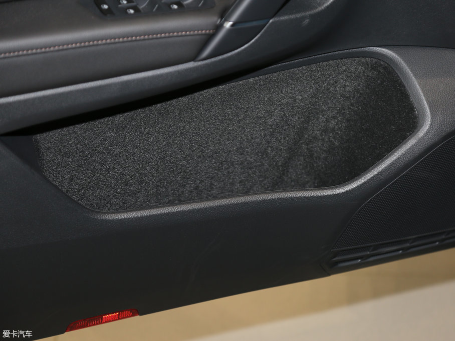 2016ߠ򡤼 230TSI ԄӺA