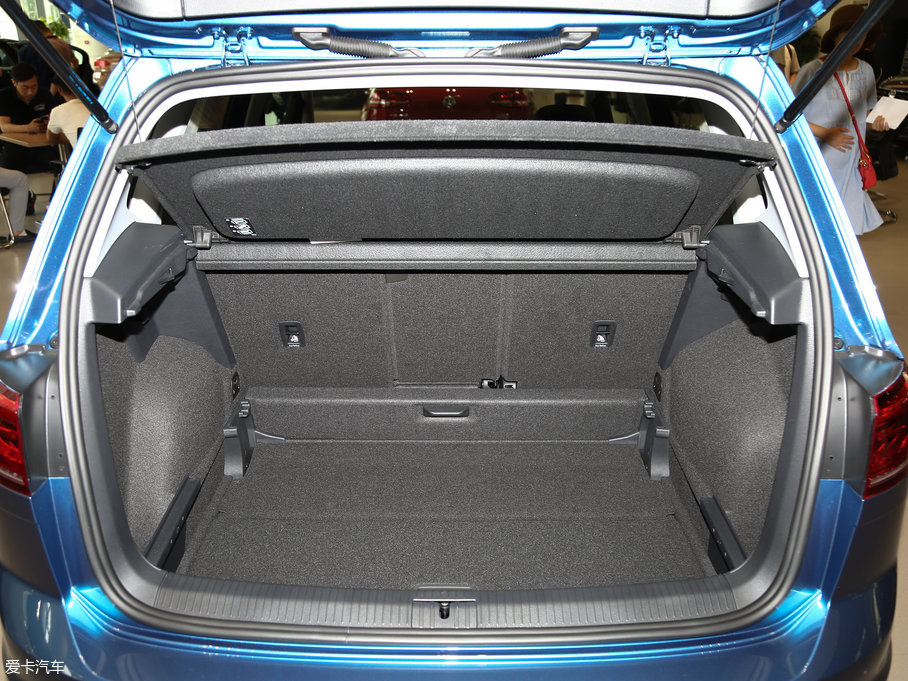 2016ߠ򡤼 230TSI ԄӺA