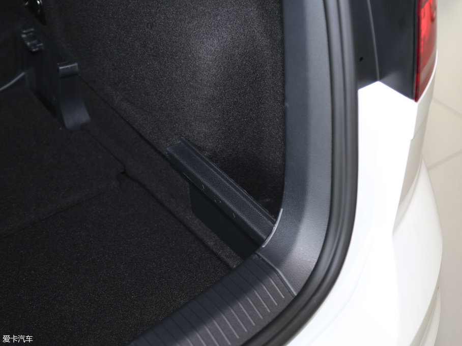 2016��ߠ��򡤼��� 1.6L �Ԅ����m��