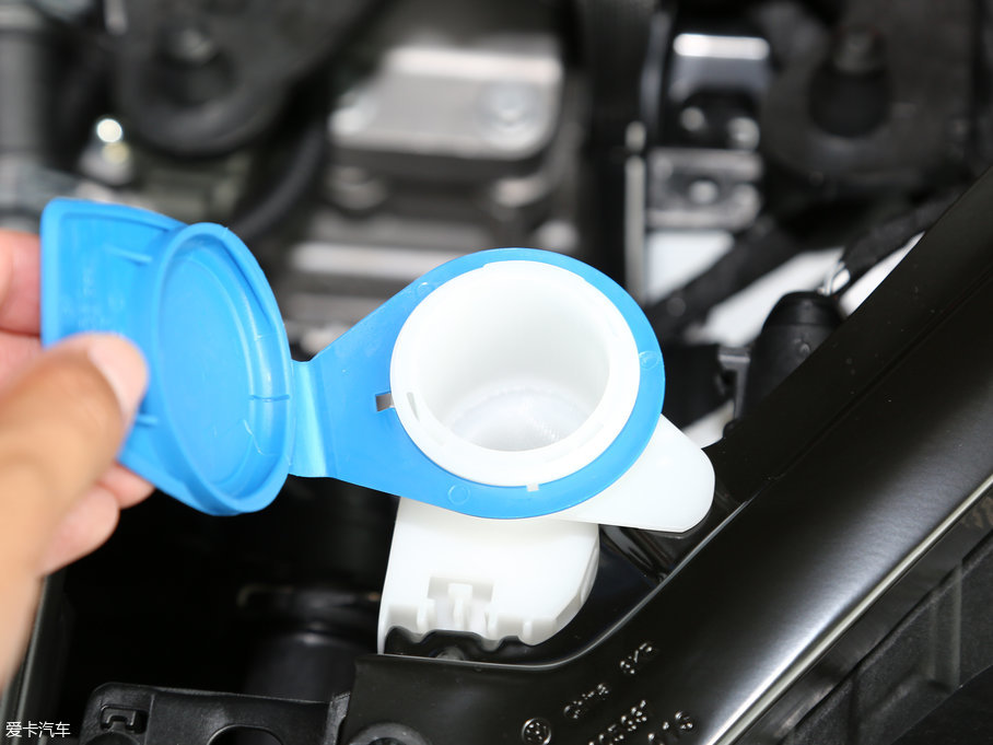 2016��ߠ��򡤼��� 1.6L �Ԅ����m��