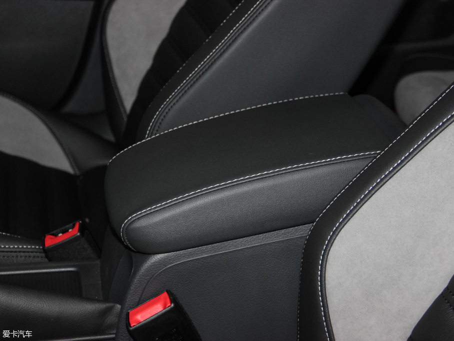 2016v 280TSI ԄR-Line