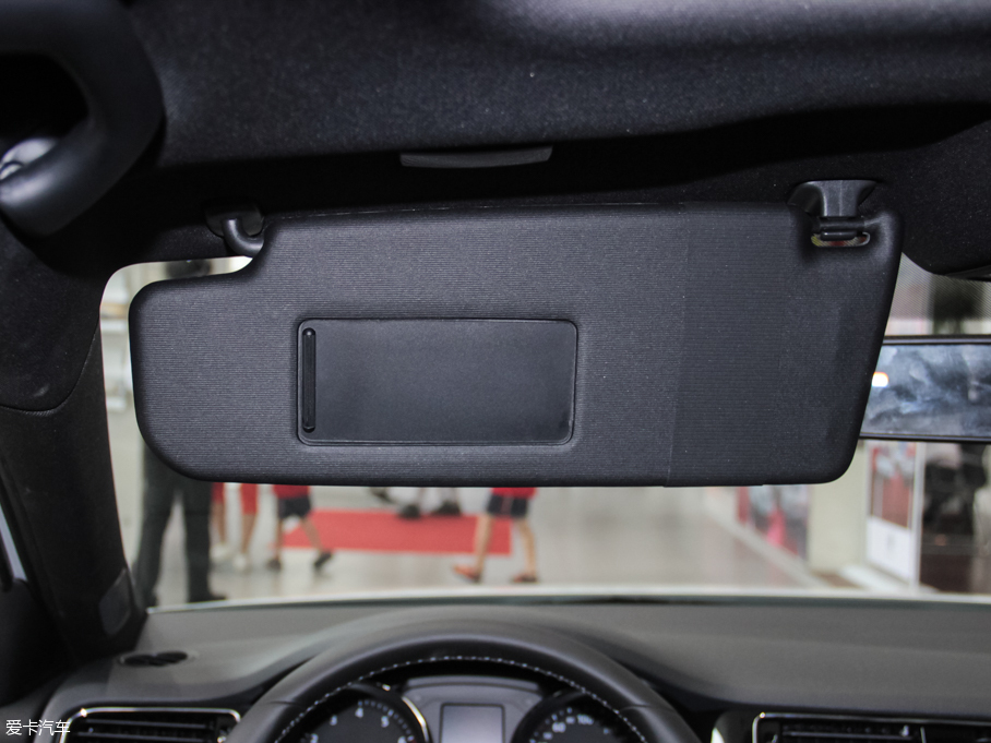 2016v 280TSI ԄR-Line