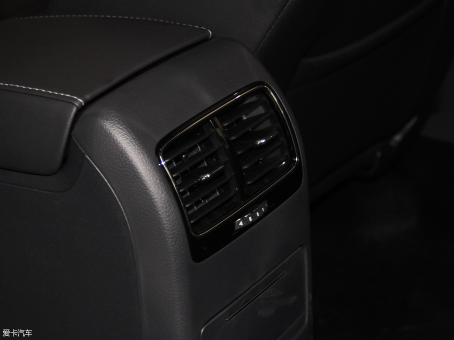 2016v 280TSI ԄR-Line