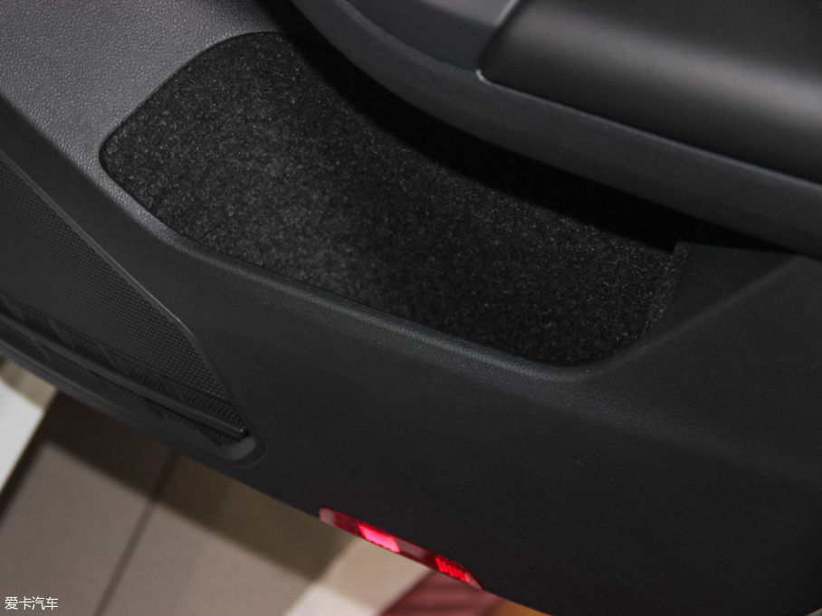 2016v 280TSI ԄR-Line